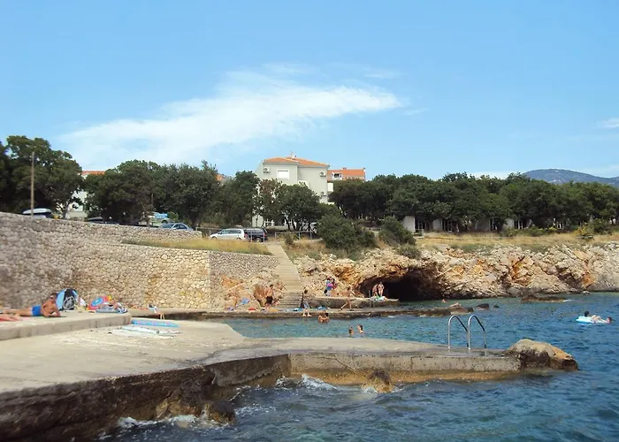 Kanata Πανσιόν