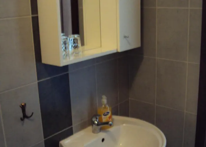 Kanata Πανσιόν 3*